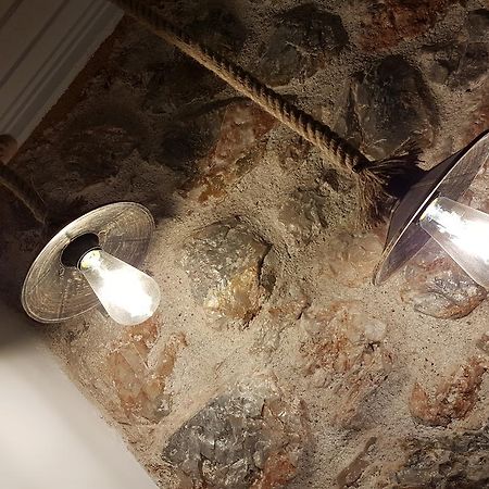 Warm Stone House Διαμέρισμα Αθήνα Εξωτερικό φωτογραφία